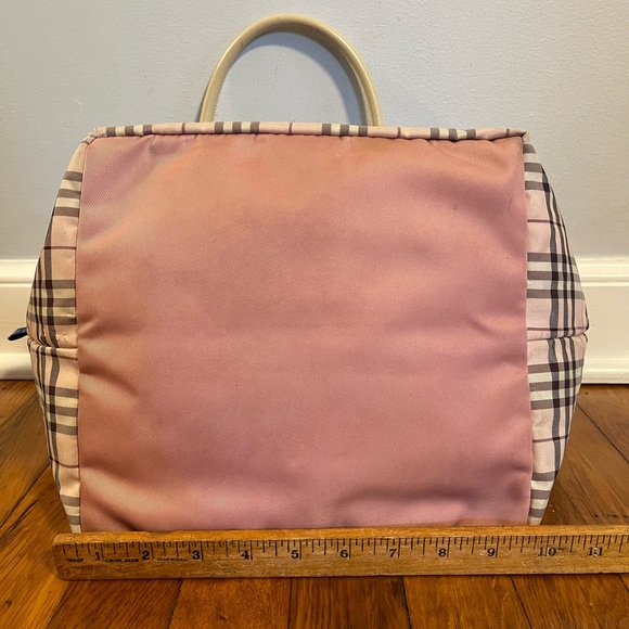 Beautiful Burberry Nylon Tote. Good Condition - Picture 3 of 9